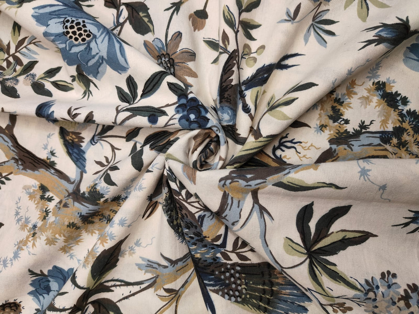 Feather Bloom – Lace Bedsheet Set (108×108")