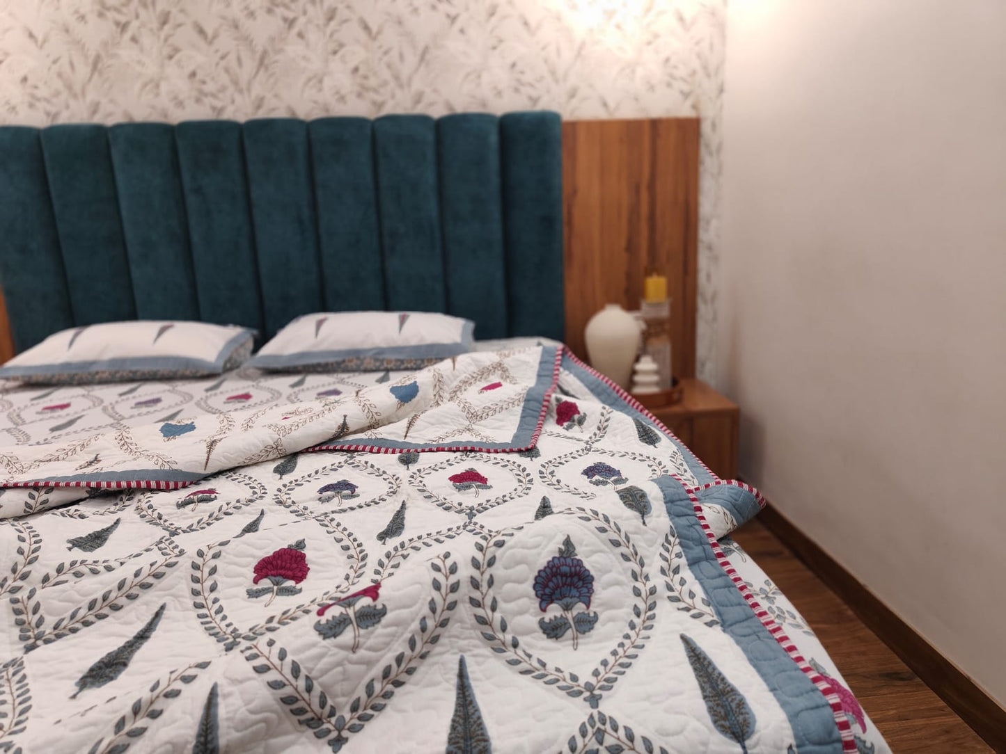 Block Print 4-Piece Bedding Set with Quilted Comforter – Super King