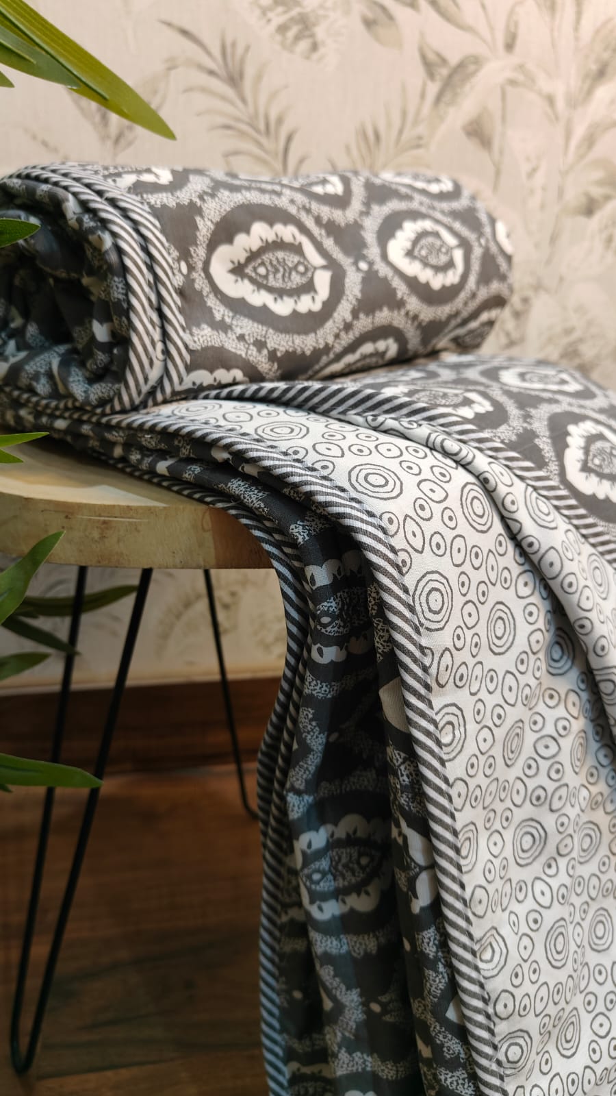 Charcoal Charm Reversible Dohar – Grey & Ivory