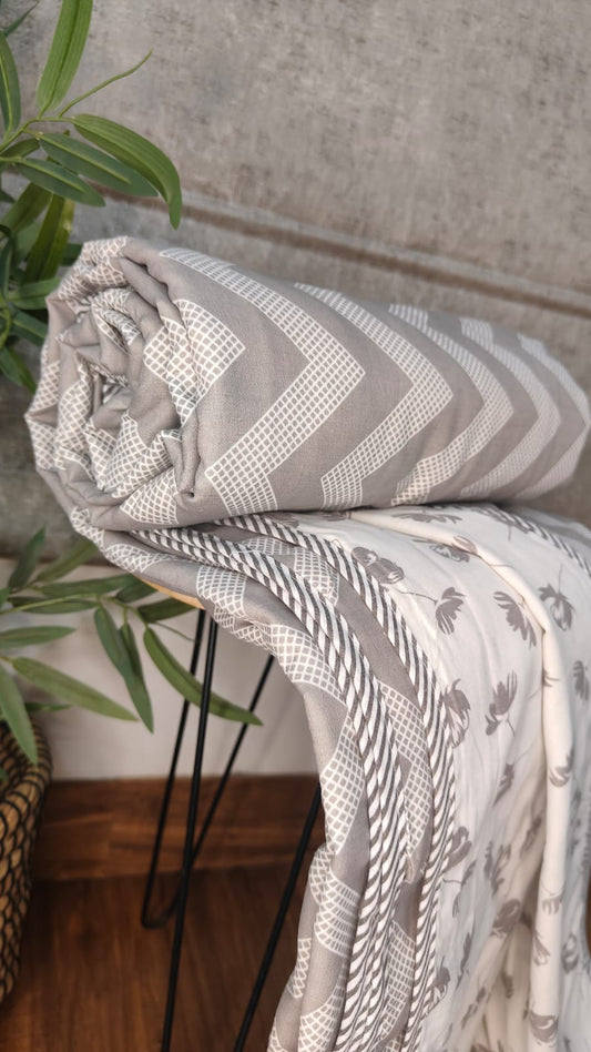 Grey Bloom Reversible Dohar – Grey & White