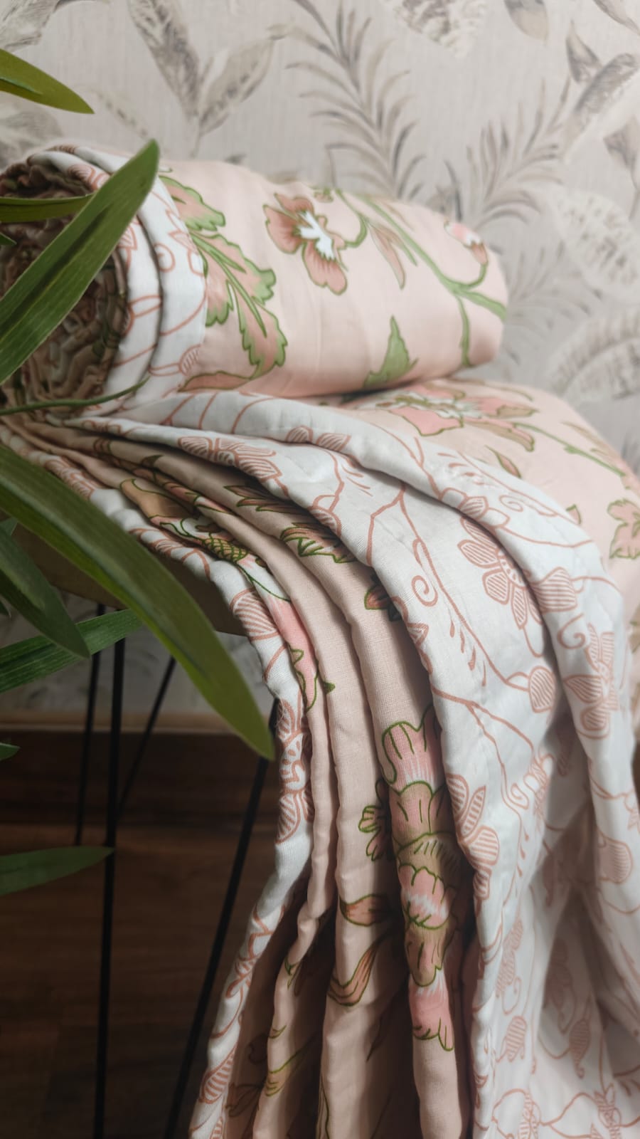 Gulnaar Peach Reversible Dohar – Warm Peach & Soft White floral