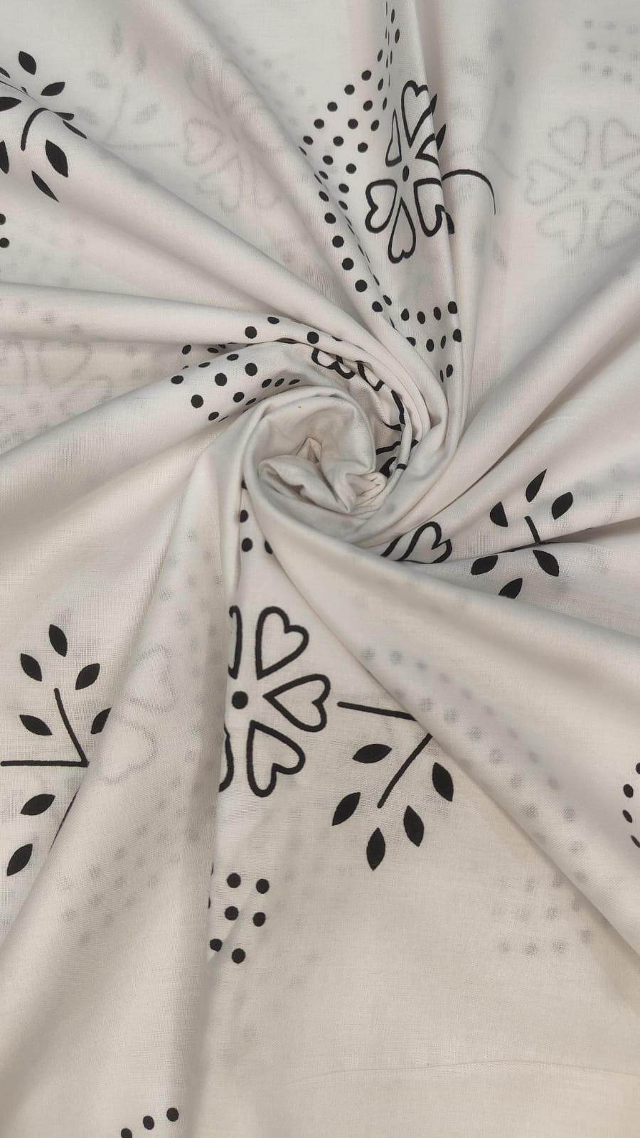 Monochrome Dot Bloom – 300 TC Pure Cotton Bedsheet (King Size)