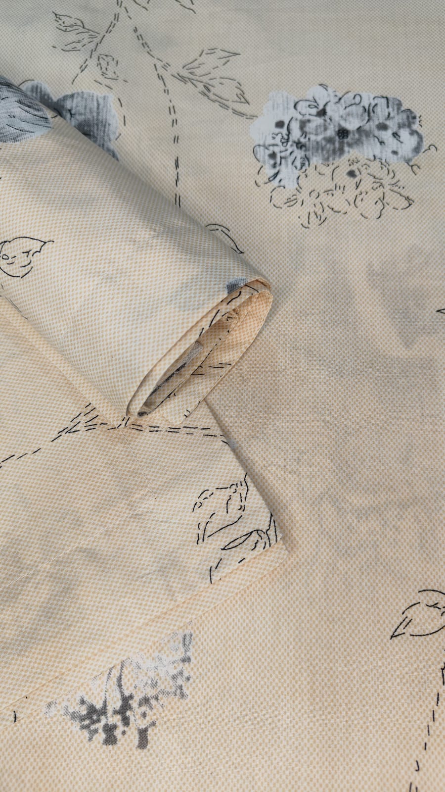 Muted Bloom – 210 TC Percale Cotton Bedsheet Set