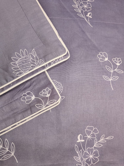 Lavender Bloom – 210 TC Pure Cotton Bedsheet Set