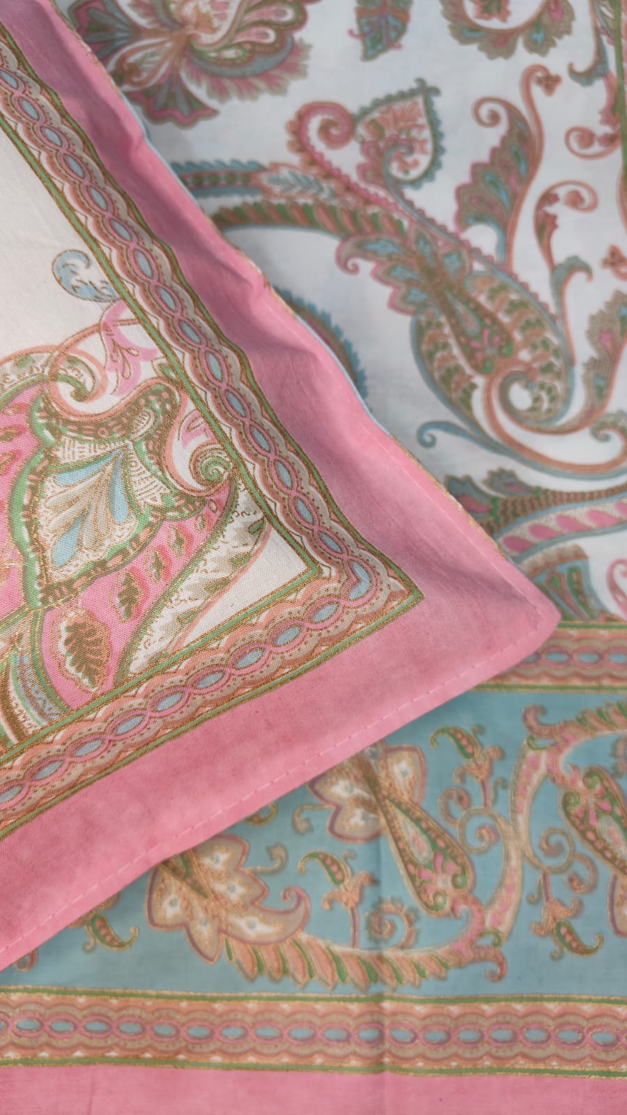 Gulbahar – Pastel Paisley Bedsheet Set (95×108")