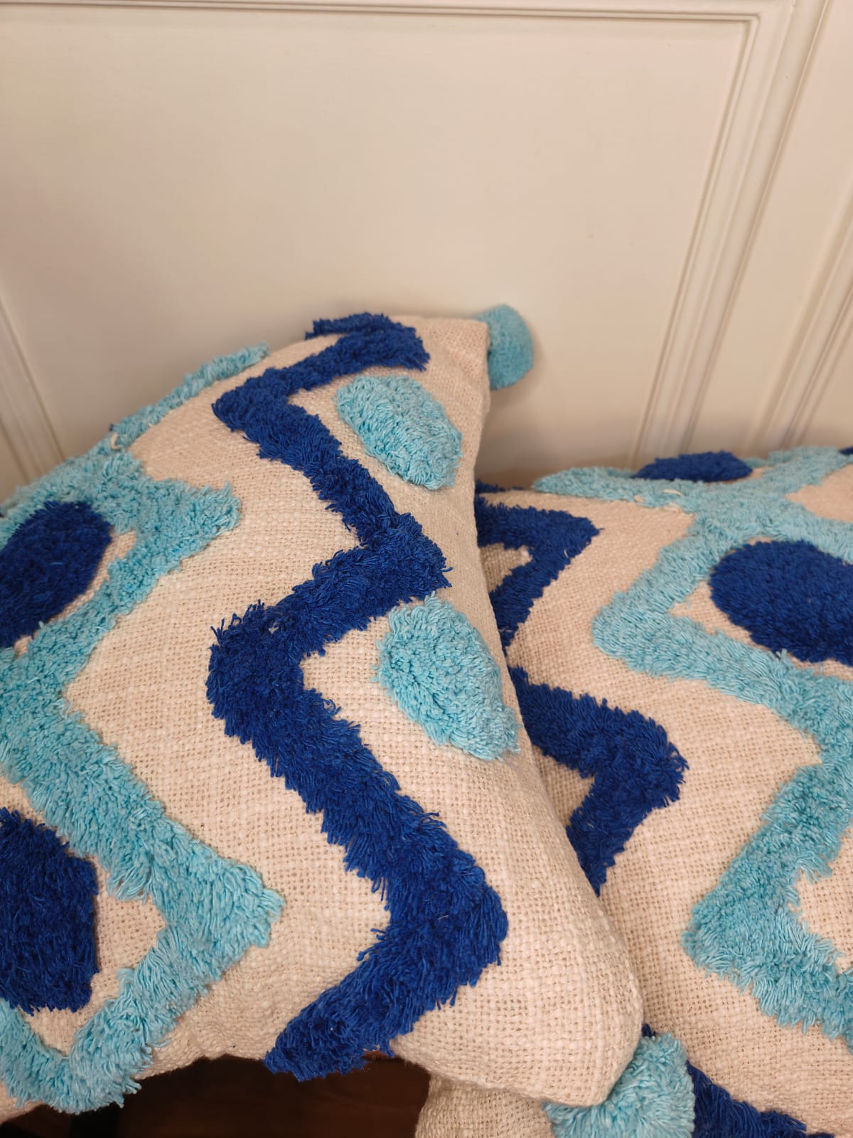 Azure Peaks Tufted Cotton Cushion Covers (Set of 2 | 16×16")