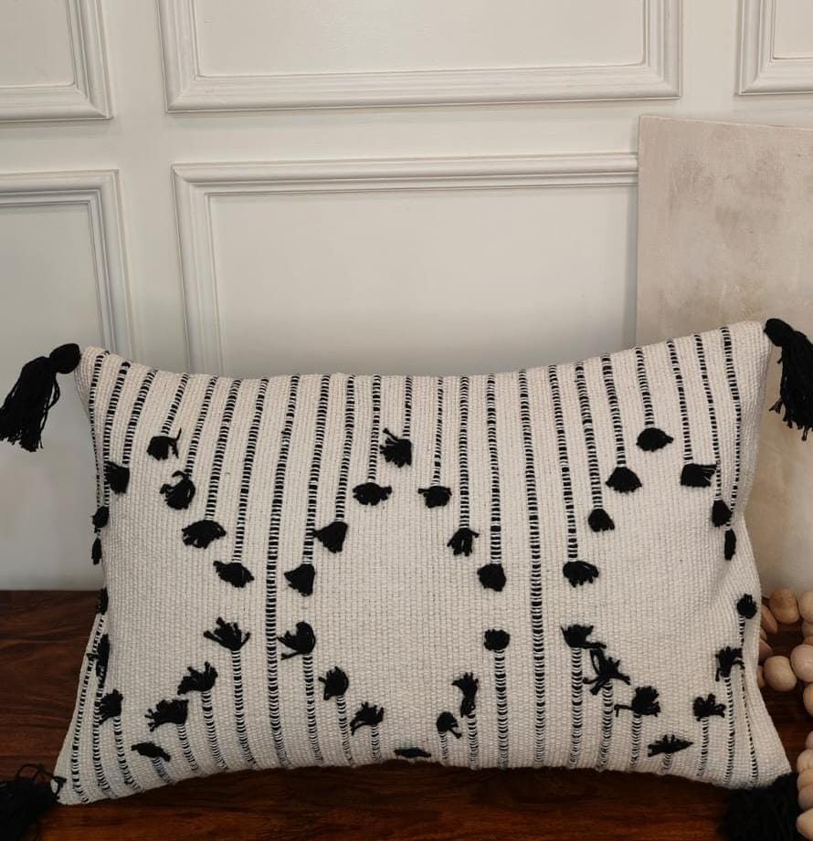 Black Tassel Stripe Woven Cushion Cover Set (Set of 2)