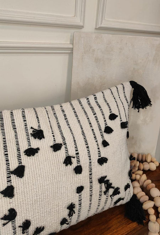 Black Tassel Stripe Woven Cushion Cover Set (Set of 2)