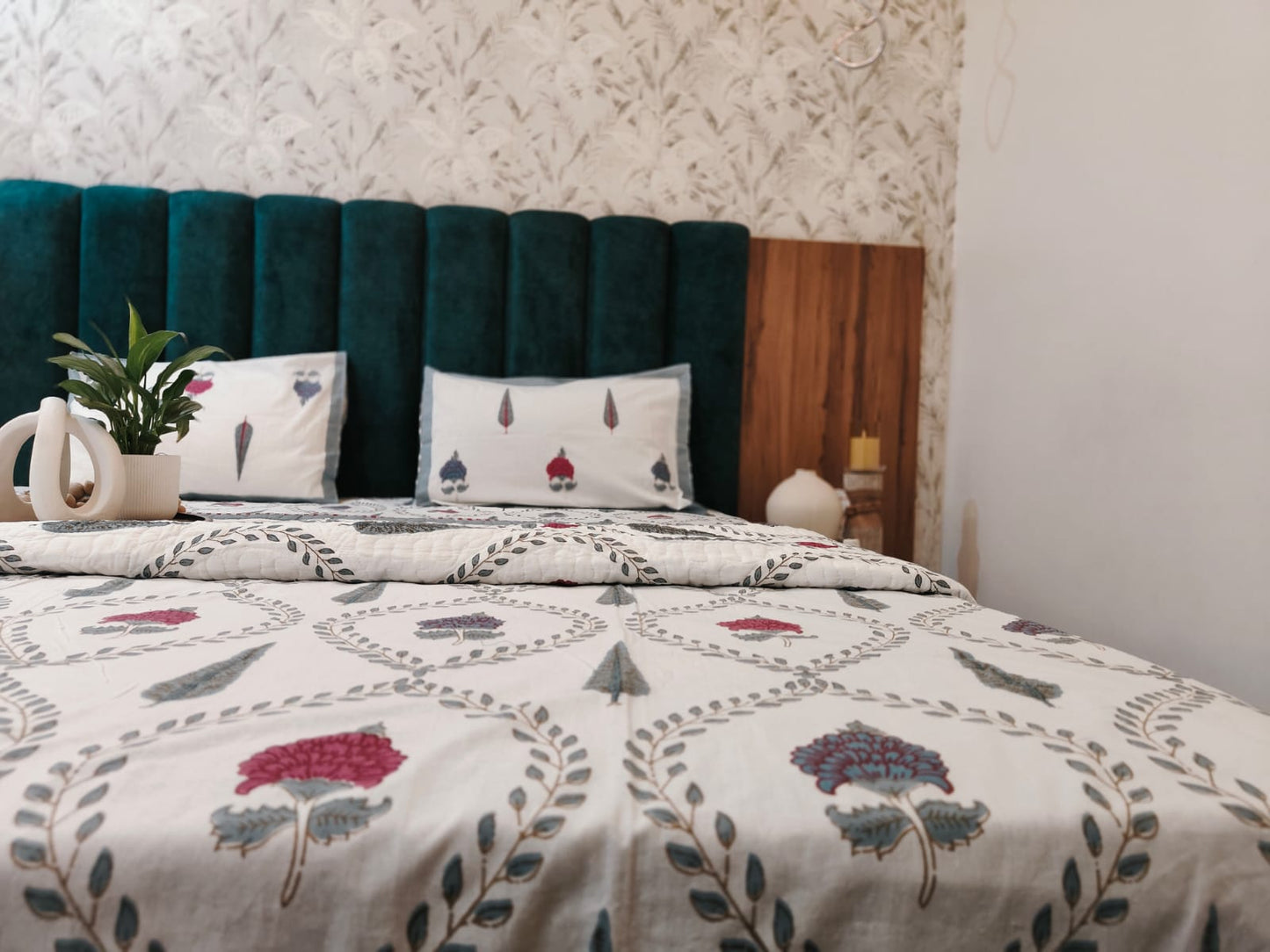 Block Print 4-Piece Bedding Set with Quilted Comforter – Super King