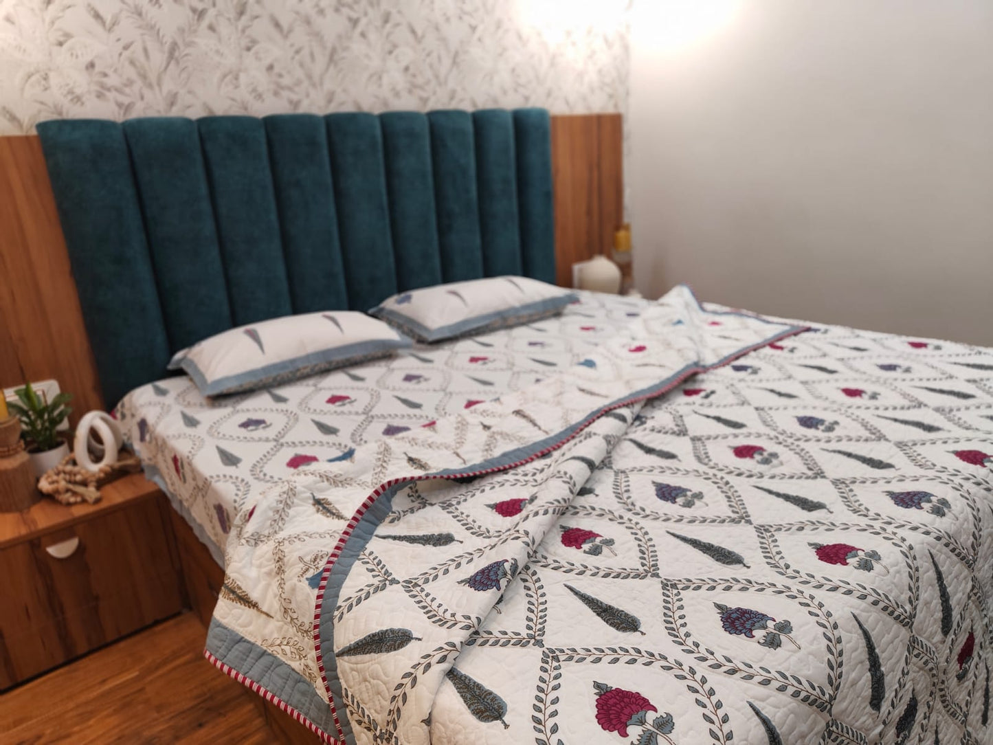 Block Print 4-Piece Bedding Set with Quilted Comforter – Super King