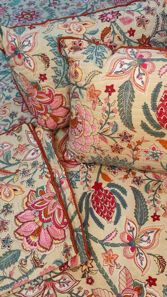 Ivory Floral 7-Piece Quilted King Bedding Set