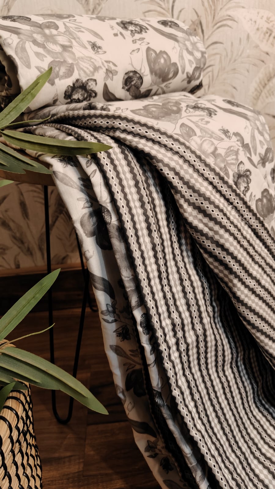 Muted Bloom – AC Dohar (King Size)