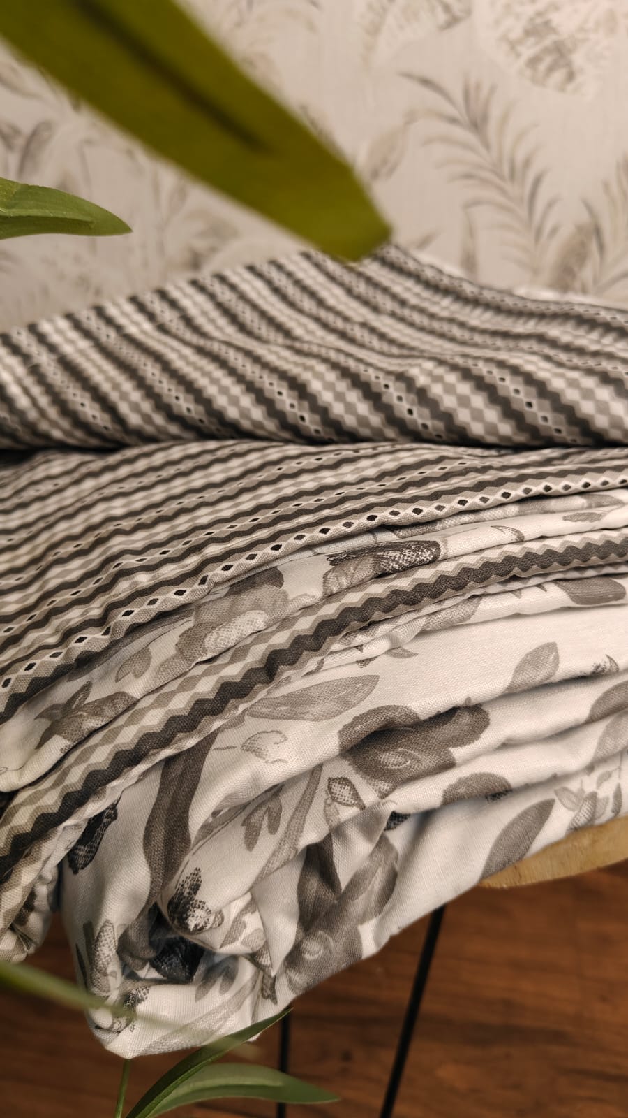 Muted Bloom – AC Dohar (King Size)
